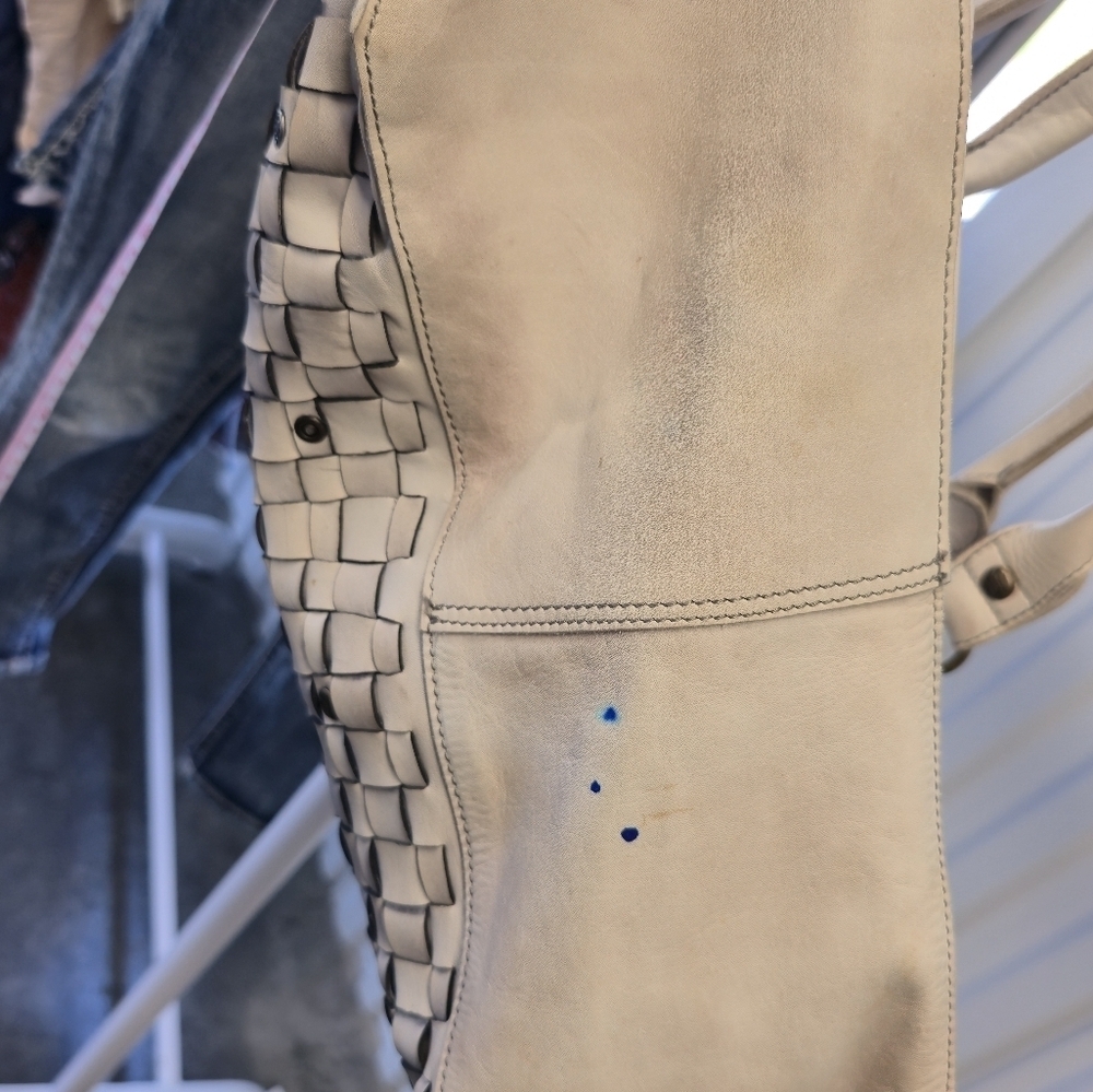 KOMPANERO Cream Braided Leather Purse. - Picture 7 of 11
